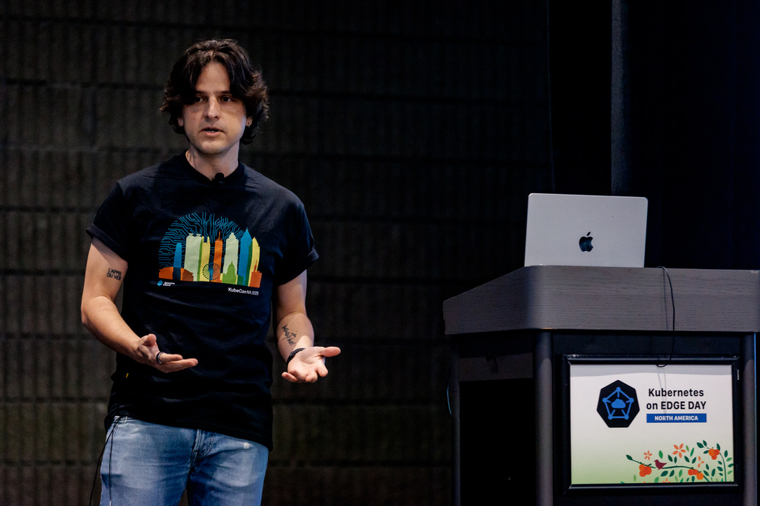 Mauro Morales speaking at Kubernetes on Edge Day NA 2025 in Atlanta